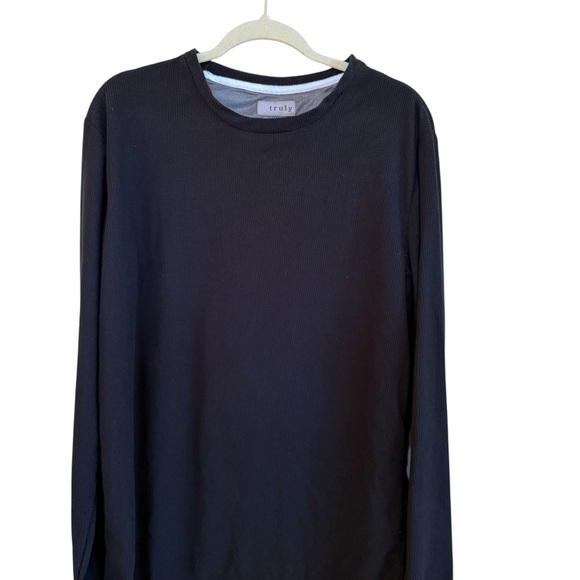 TRULY Men's Classic Black Long Sleeve Tee - Picture 1 of 4
